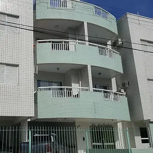 Duas Quadras Mar Em Canasvieiras Edificio Ana Carolina Com Elevador E Proximo Trapiche , Florianópolis Brasil